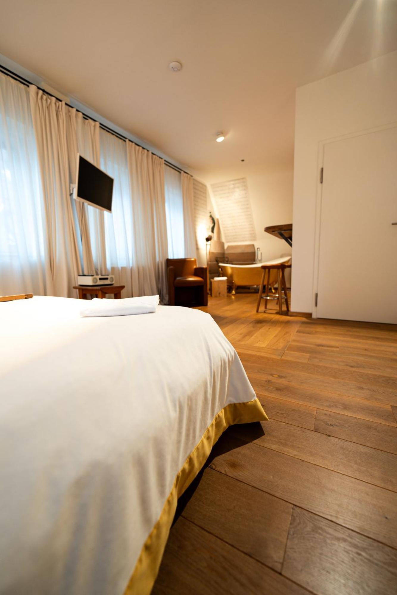Hotel Drei Raben Nuremberg ภายนอก รูปภาพ