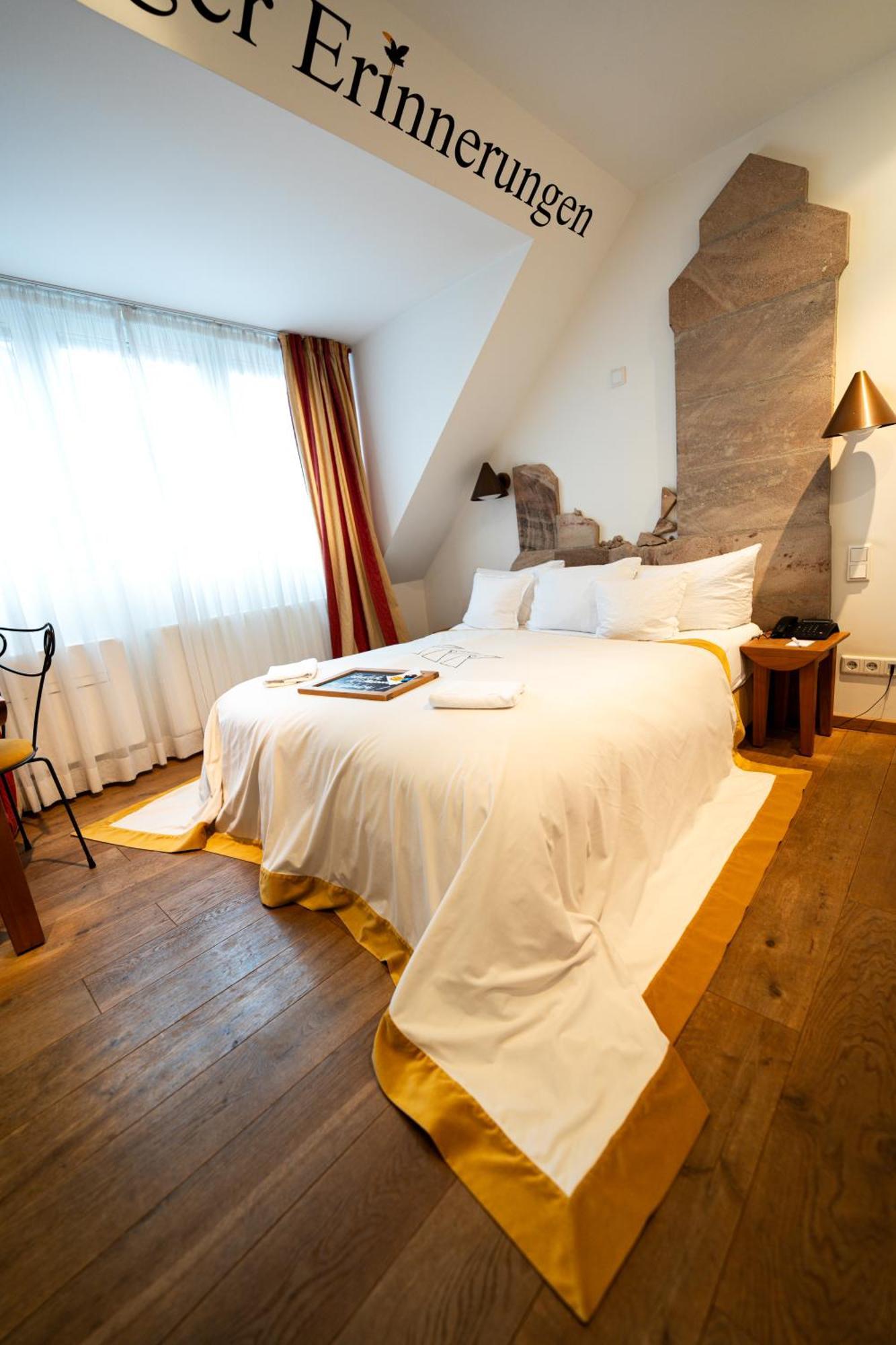 Hotel Drei Raben Nuremberg ภายนอก รูปภาพ