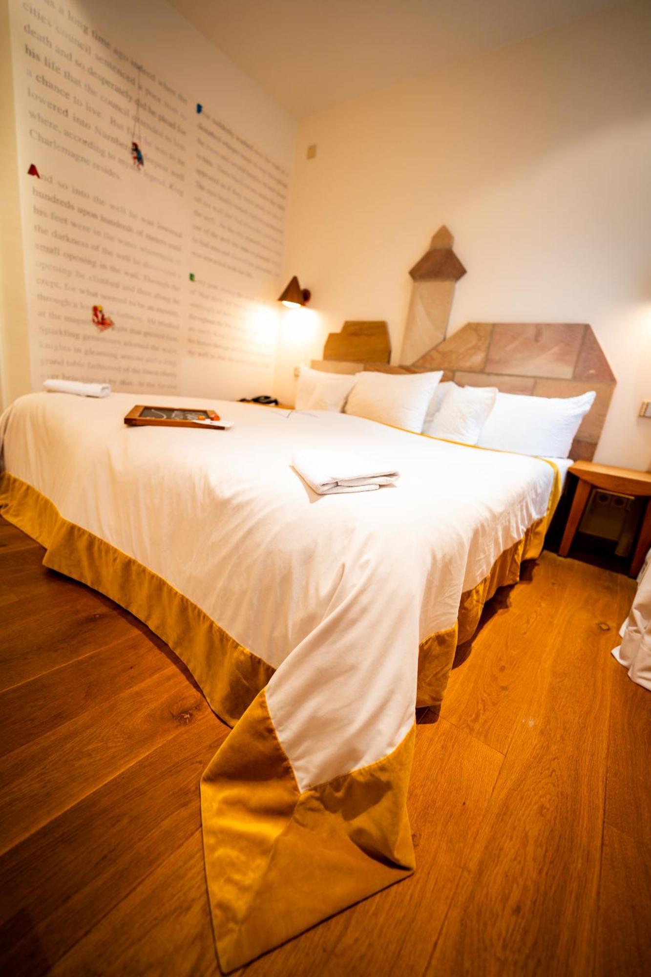 Hotel Drei Raben Nuremberg ภายนอก รูปภาพ