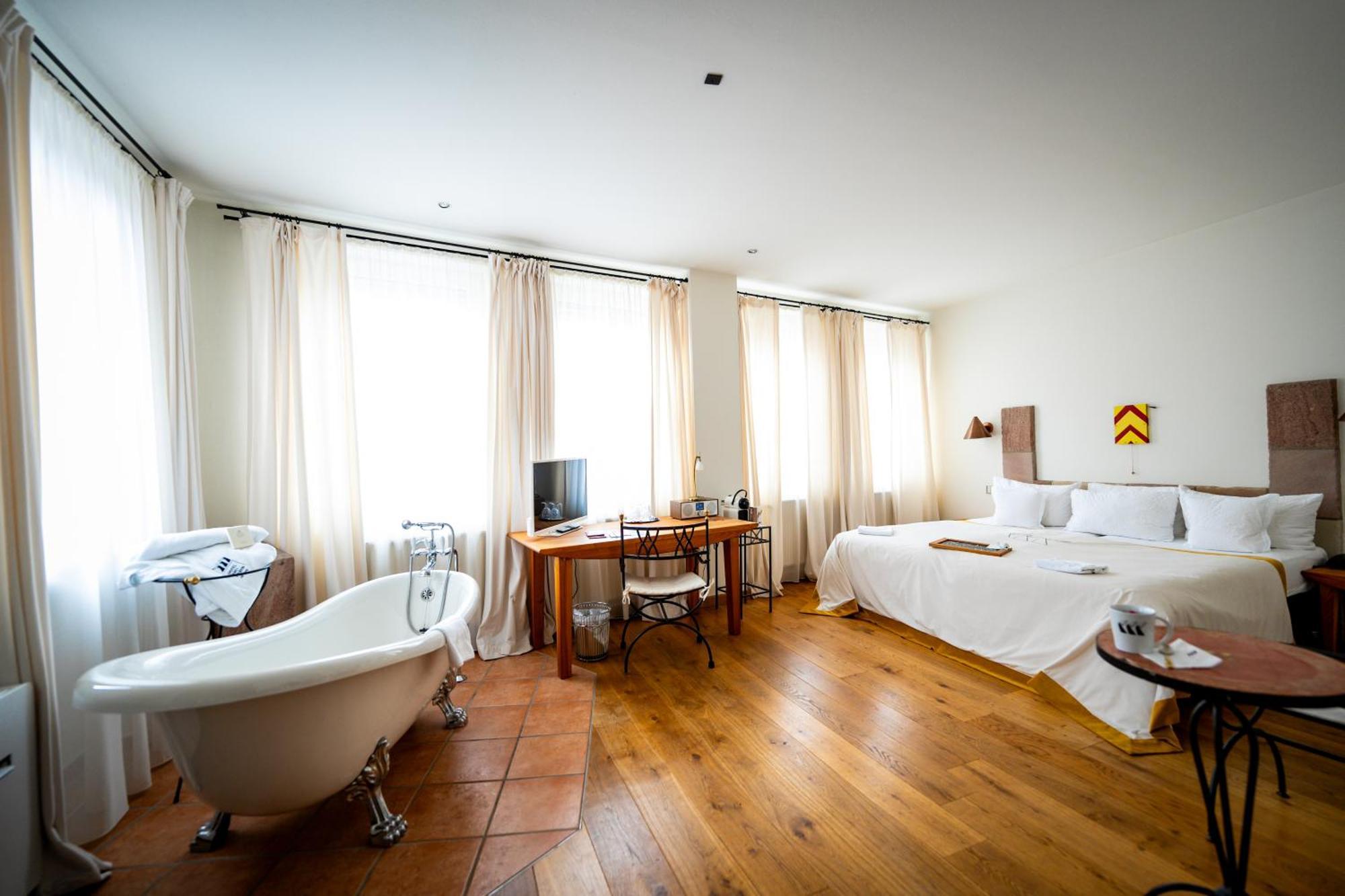 Hotel Drei Raben Nuremberg ภายนอก รูปภาพ