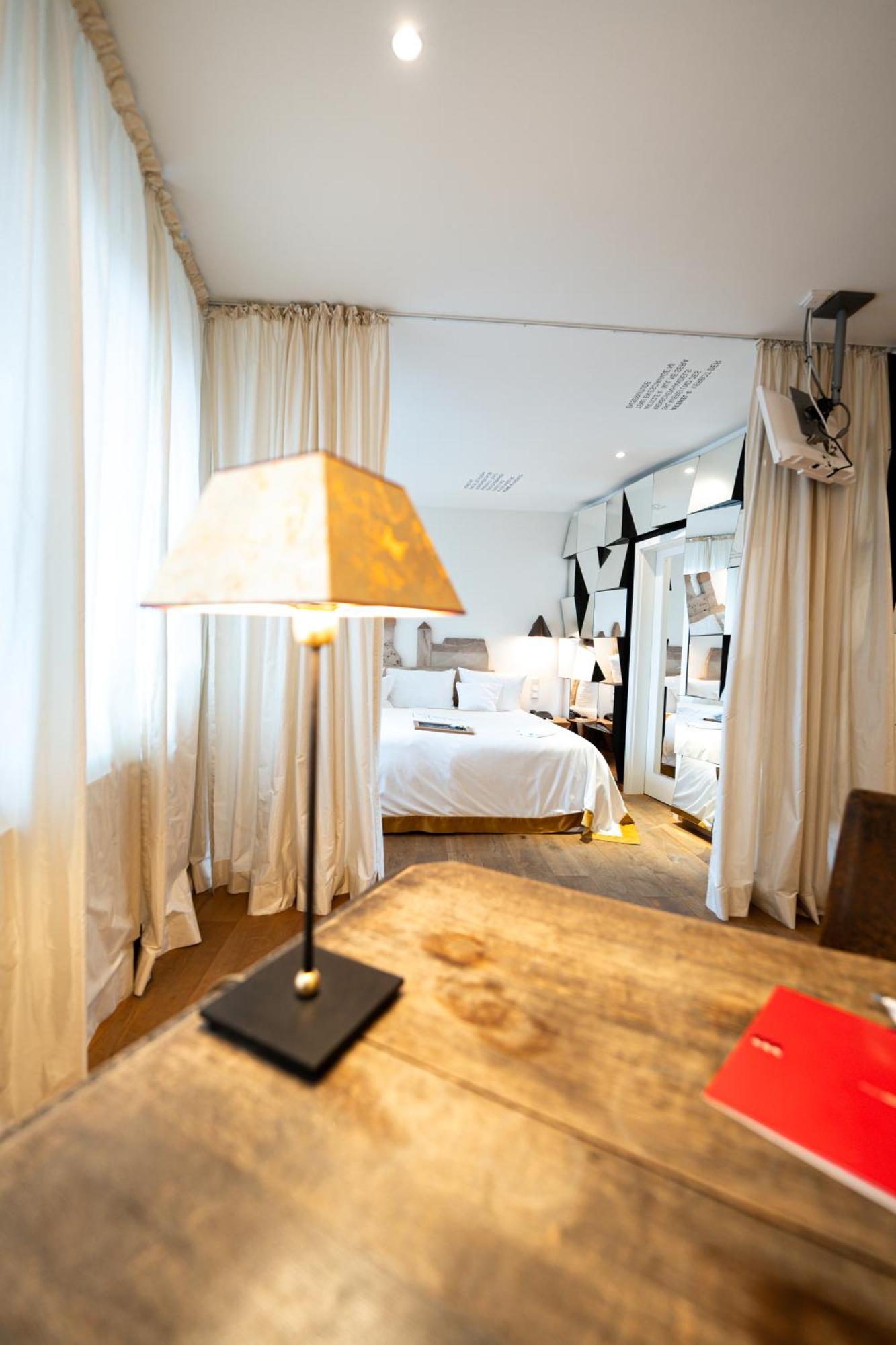 Hotel Drei Raben Nuremberg ภายนอก รูปภาพ
